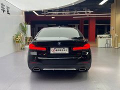 BMW 5 Series facelift 525Li M Sports Package - фото 17