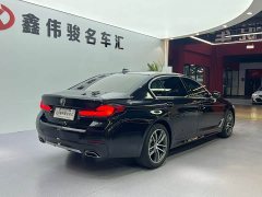 BMW 5 Series facelift 525Li M Sports Package - фото 18