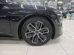 Avatr 12 2023 700 Triple Laser Rear Drive Luxury Edition - фото 18