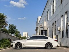 BMW 5 Series 2022 525Li M Sports Package - фото 3