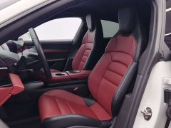 Porsche Taycan 4 - фото 12