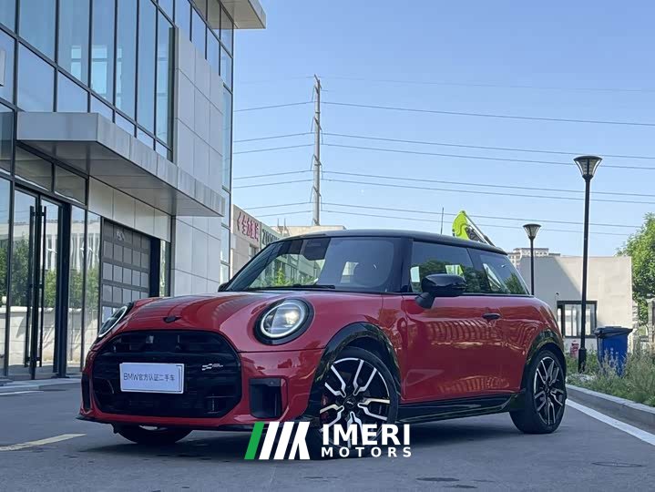 MINI JCW JOHN COOPER WORKS - автомобиль из Китая