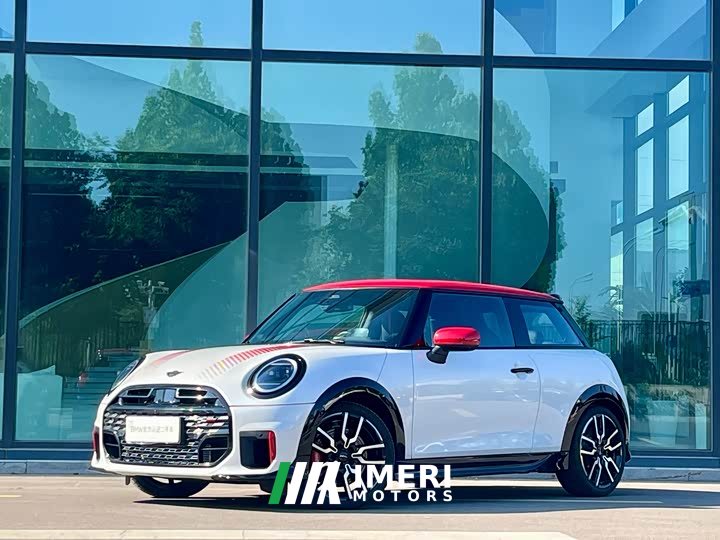 MINI JCW JOHN COOPER WORKS - автомобиль из Китая
