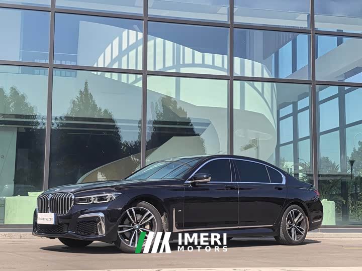 BMW 7 Series 2021 730Li M Sports Package - автомобиль из Китая