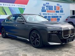 BMW i7 eDrive50L Exclusive M Sports Package - фото 3
