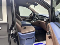 Mercedes-Benz Vito 2023 2.0T Elite Edition 7 seats - фото 12