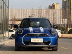 MINI 2.0T COOPER S Artist Five-Door Edition - фото 2