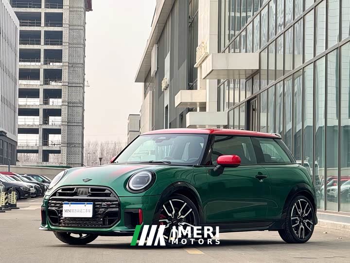 MINI JCW JOHN COOPER WORKS - автомобиль из Китая