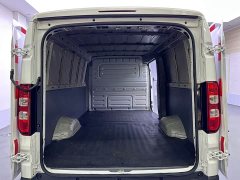 Wuling Yangguang 300km practical window-sealed version 60kW - фото 12