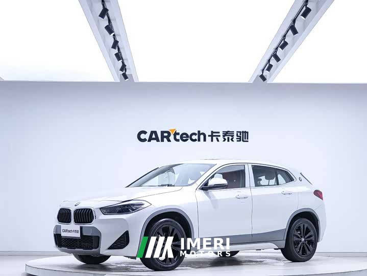 BMW X2 sDrive20i M Off-Road Package - автомобиль из Китая