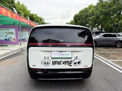 Li Auto Ideal MEGA Home Family Special Edition - фото 12