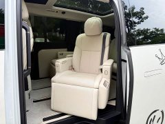 Li Auto Ideal MEGA Home Family Special Edition - фото 9