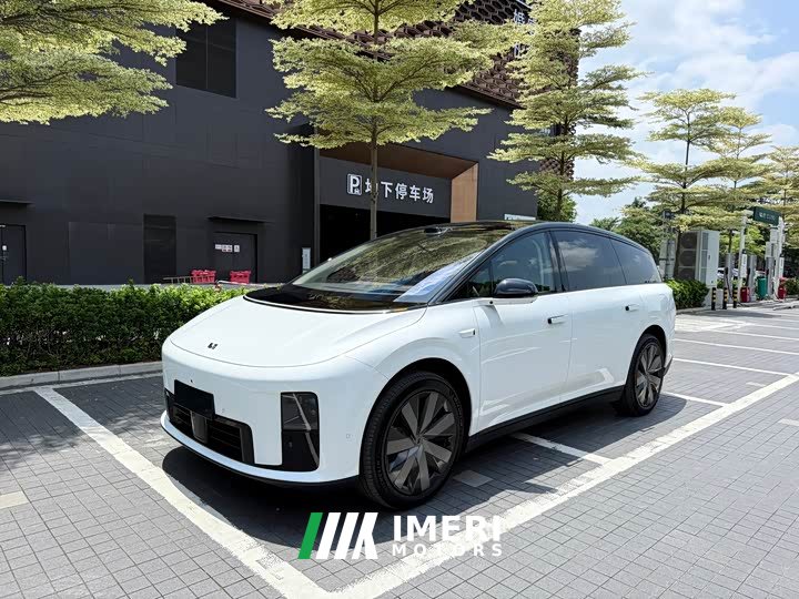 Li Auto Ideal i8 Standard Edition - автомобиль из Китая