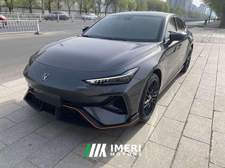 Changan UNI-V third generation 2.0T powerful - автомобиль из Китая