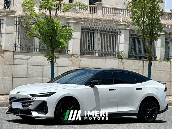 Changan UNI-V 1.5T sports version - автомобиль из Китая