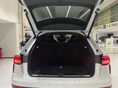 Audi RS Q8 RS Q8 4.0T - фото 9