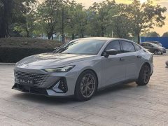 Changan UNI-V 1.5T premium - фото 1