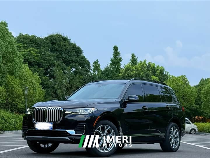 BMW X7 2021 xDrive40i Exclusive M Sports Package - автомобиль из Китая
