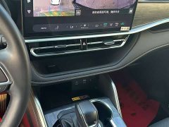 Toyota Crown Lufang 2.5L HEV four-wheel drive luxury version - фото 8