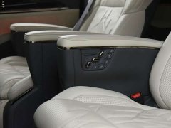 Zeekr 009 seven-seat aisle version four-wheel drive 108kWh - фото 15