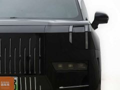 Zeekr 009 seven-seat aisle version four-wheel drive 108kWh - фото 17