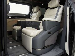 Zeekr 009 seven-seat aisle version four-wheel drive 108kWh - фото 7