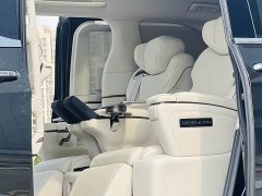 Lexus LM 500h six-seater premium version - фото 6
