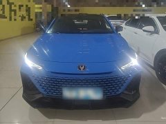 Changan UNI-V 2.0T sharp version - фото 3