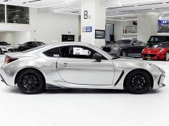 Subaru BRZ 2.4L Manual 10th Anniversary Edition - фото 4