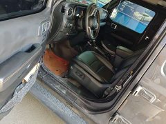 Mercedes-Benz Wrangler 2.0T Sahara four-door version - фото 7