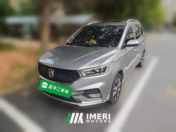 Baojun 360 2019 facelift 1.5L manual luxury National VI - автомобиль из Китая