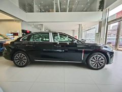 Hongqi H5 2025 2.0T automatic Qichang version - фото 3