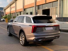Hongqi E-HS9 660km flag collar version four seats - фото 6
