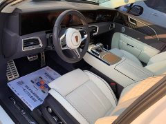 Hongqi E-HS9 660km flag collar version four seats - фото 9