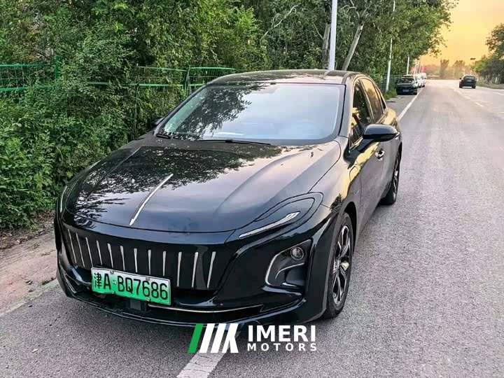 Hongqi E-QM5 2021 Charging Flagship Edition - автомобиль из Китая