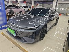 Changan UNI-V 1.5T premium - фото 1