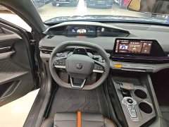Changan UNI-V 1.5T premium - фото 11