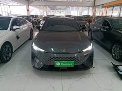 Changan UNI-V 1.5T exclusive - фото 3