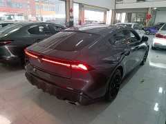 Changan UNI-V 1.5T exclusive - фото 7