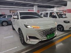 Changan UNI-K 2.0T premium - фото 4