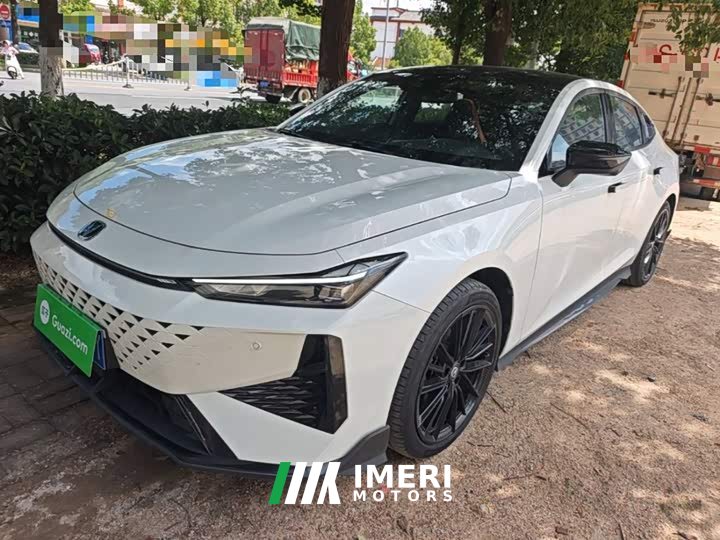 Changan UNI-V 1.5T noble sports - автомобиль из Китая