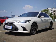 Lexus ES 200 Premium Edition - фото 1