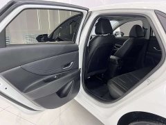 Hyundai Elantra 2022 1.5L CVT GLX Elite Edition - фото 12