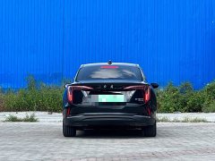 Hongqi E-QM5 610km PLUS - фото 7