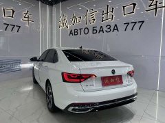 Volkswagen Sagitar 280TSI DSG surpasses Lite version - фото 6