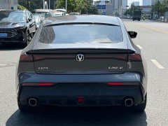 Changan UNI-V 2022 1.5T premium - фото 5