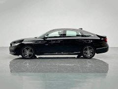 Honda Accord 2022 260TURBO Magic Night Premium Edition - фото 3