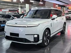 Xpeng GX extended range 1585 four-wheel drive UltraSE - фото 1