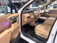 Xpeng GX extended range 1585 four-wheel drive UltraSE - фото 2
