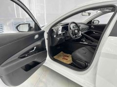 Mercedes-Benz Elantra 2023 1.5L CVT GLS Leading Edition - фото 7